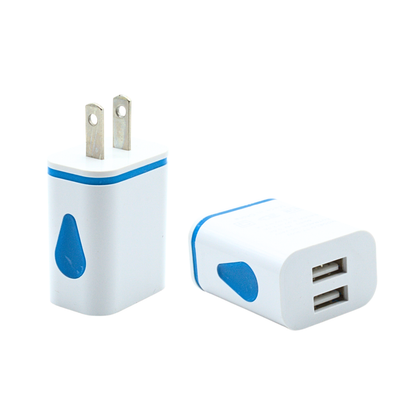 Adaptador de corriente de doble entrada USB