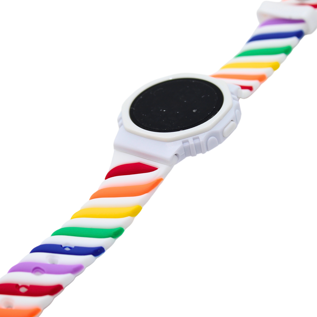 Reloj digital ajustable con correa arcoiris