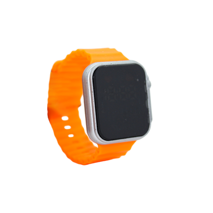 Reloj digital ajustable con marco plateado y dorado